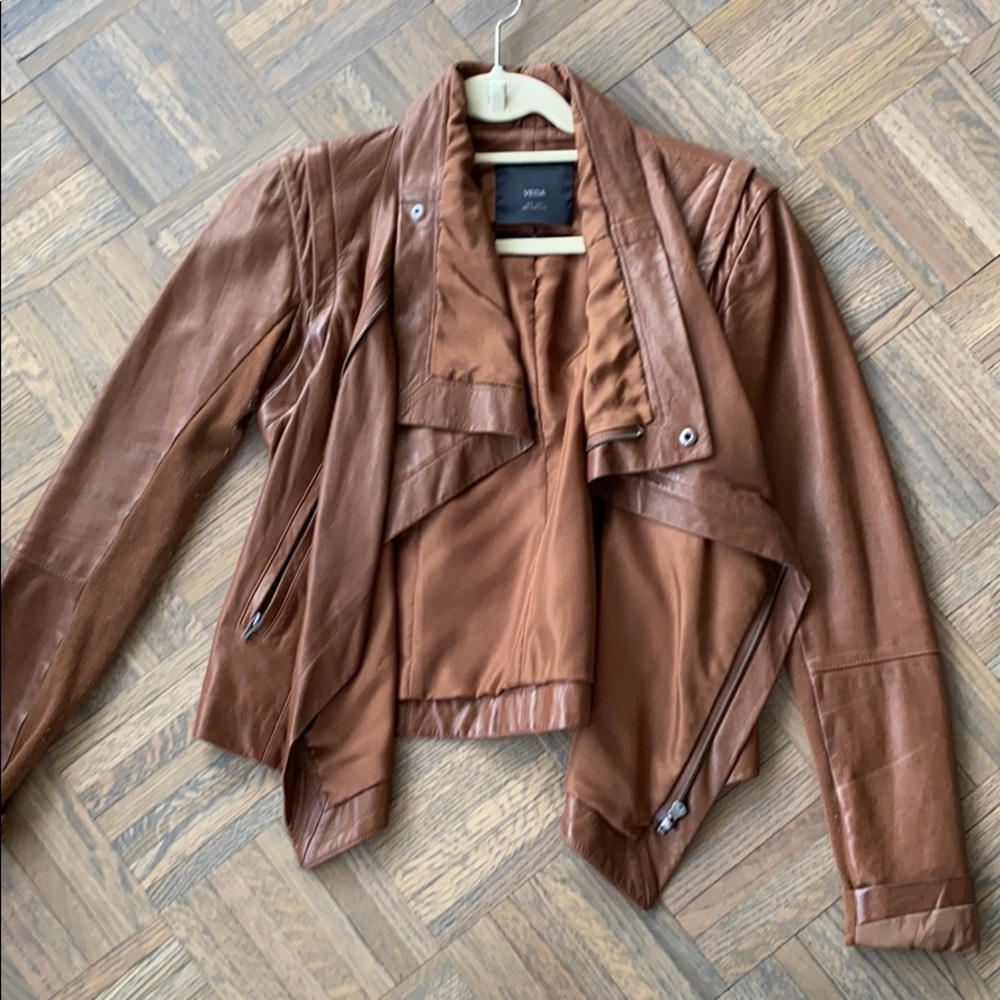 Veda brown leather jacket in size medium